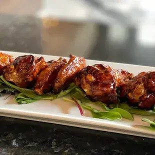 Avenue Wings